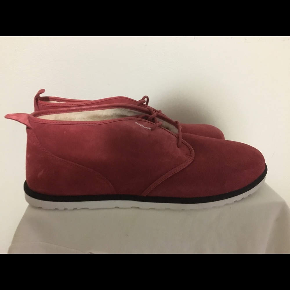 New UGG Men’s Maksim Chukka boots - Orange Suede